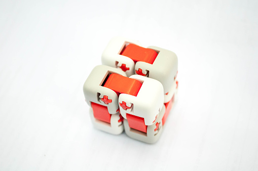 Mini plastic mitu cube