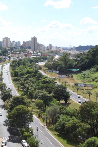 istock A city cut by nature 959906050