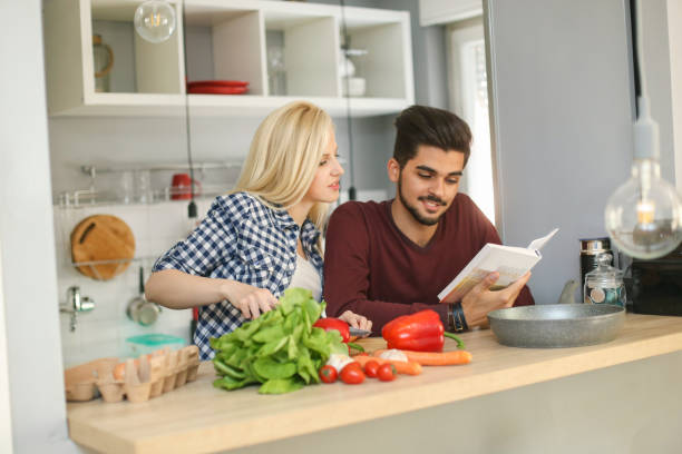 istock Couple cooking together 959911020