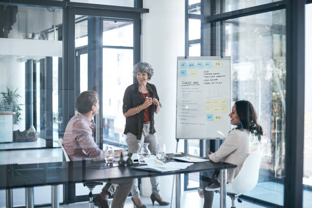 istock Meeting with a purpose and a plan 959915382