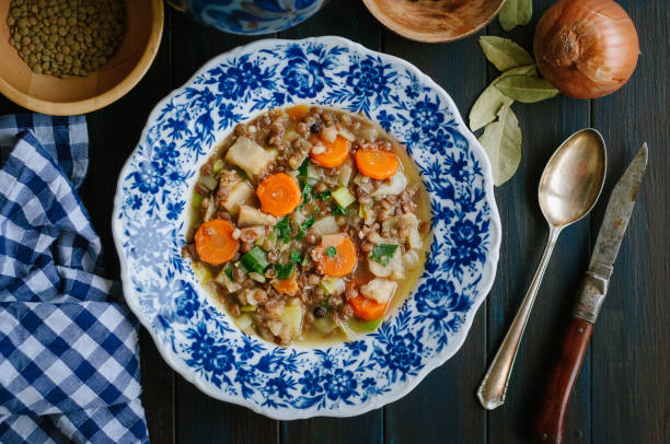 테이블에 렌즈콩 수프 - healthy eating traditional culture food and drink parsley 뉴스 사진 이미지