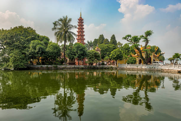 istock Tran Quoc Pagoda, Hanoi, Vietnam 960024312
