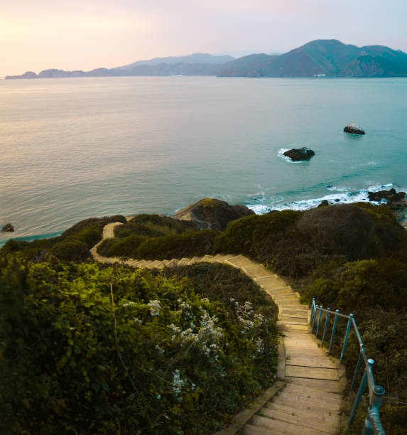 istock Staircase and the ocean at sunset 960048590