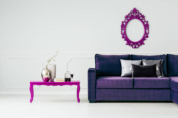 istock Mockup in purple living room 960079030