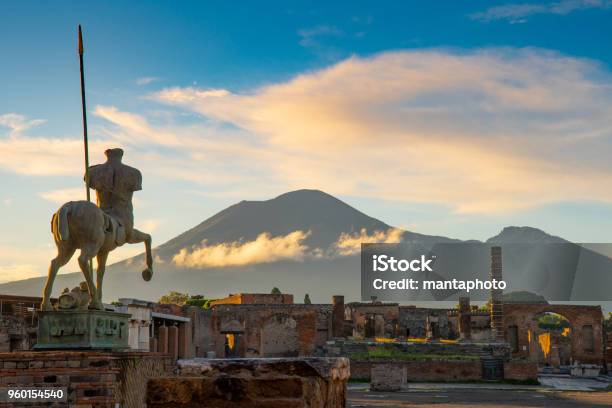 Mt Vesuvius And Pompeii Stock Photo - Download Image Now - Mt Vesuvius, Pompeii, Italy