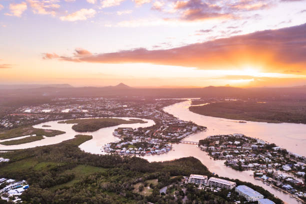 noosa river sunset - coastline noosa heads australia landscape stock-fotos und bilder