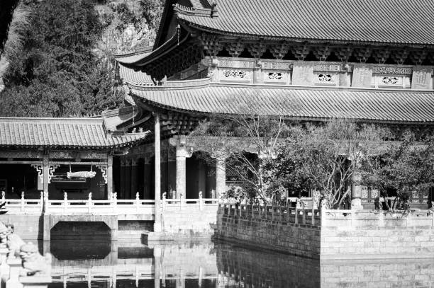 istock Water reflection in Yuantong Temple (Kunming, Yunnan, China) 960260124