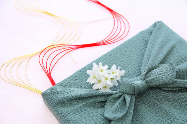 istock Japanese gift with flower 960267350