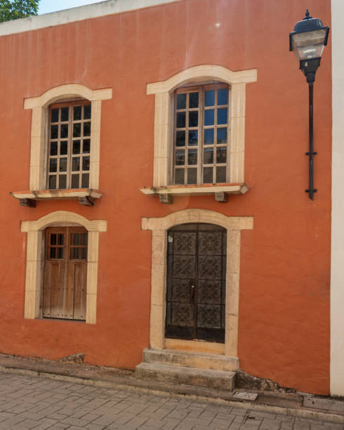 istock Traditional colonial Mexican  street 960272588