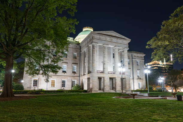 istock Night at the North Carolina Capitol Building 960317152