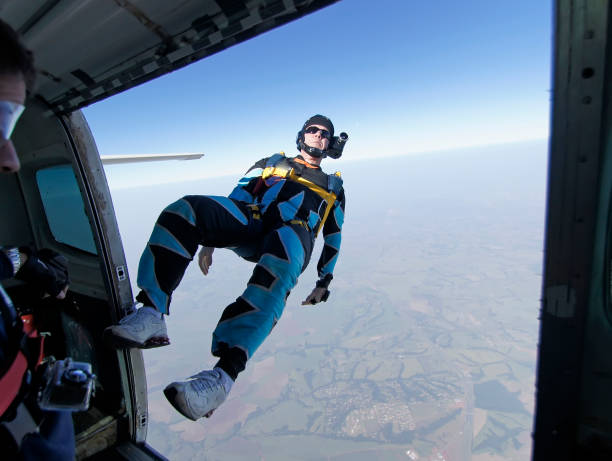 istock Paratrooper jum from the airplane 960341004