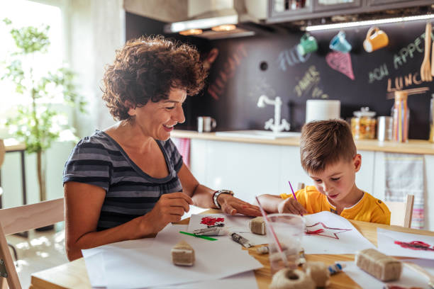 istock Mother with her little artist 960341960