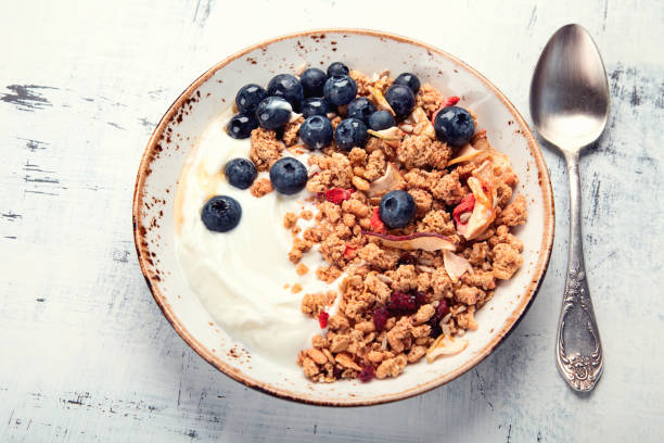 istock Bowl of granola 960439648