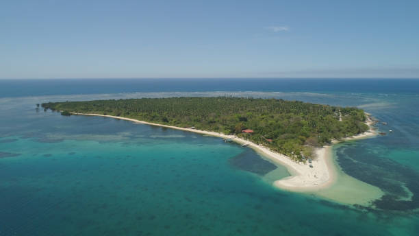istock Tropical island Magalawa with beach 960478806