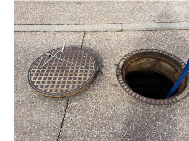 istock Open shaft of a water pipe 960487168