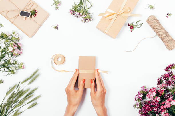 istock Process of packing gifts and prepare to celebration 960487646