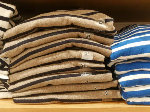 Color t-shirt raw in departmentstore.