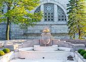 brunnen-des-st-josephs-oratorium-von-mont-royal.jpg?b=1&s=170x170&k=20&c=i4oxdxhrpQc1JuIRuhvMvZ8nQ-bEOKw6Yy0w1426w1g=