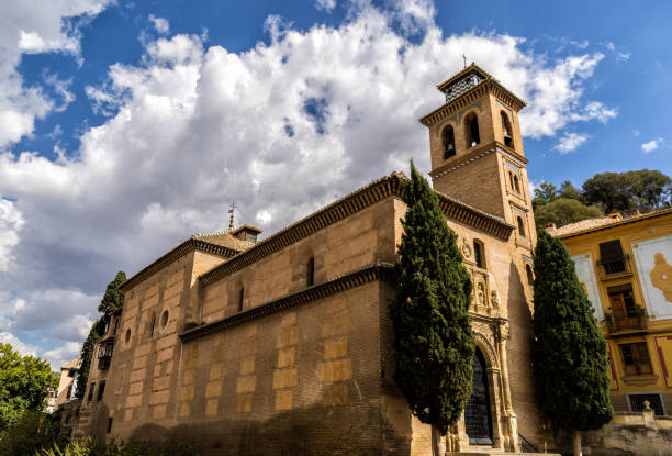 istock Gothic church in Granada, Spain 960604594