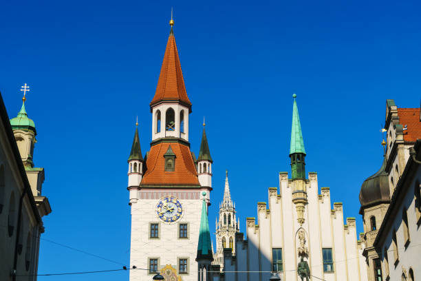istock Wall clock with zodiac signs on Altes Rathaus, Munich, Germany 960623998