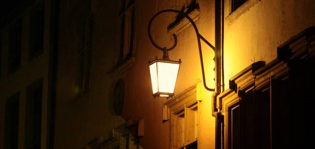 istock Old City Street Lamp 960631898
