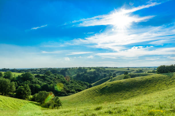 istock Green hills and the clouds 960659524