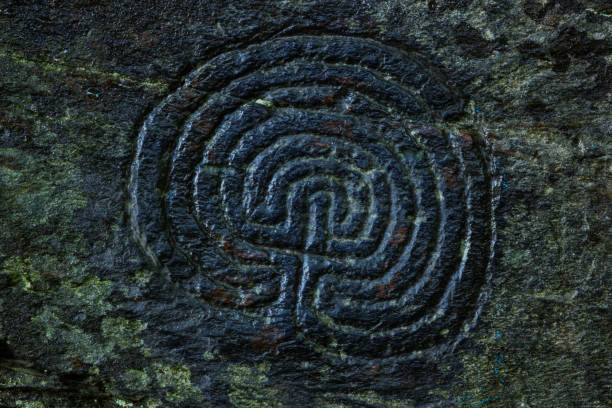 istock Close up of finger labyrinth in Cornwall, England 960665882