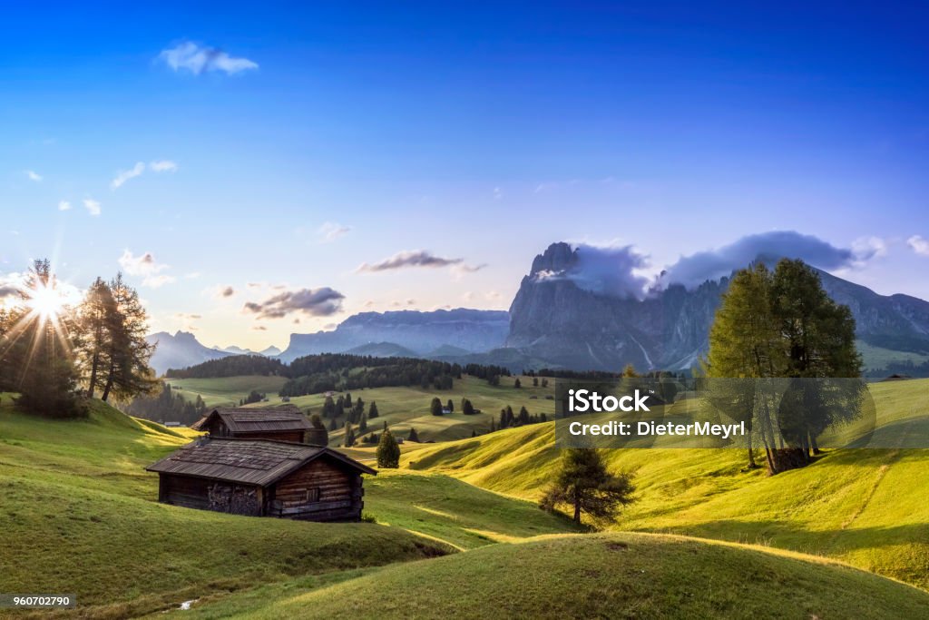 Alpe di Siusi, Südtirol, Italien - Lizenzfrei Blockhütte Stock-Foto