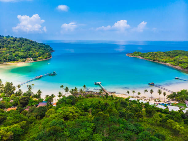 istock High Angle View Of Bay Against Sky 960784574