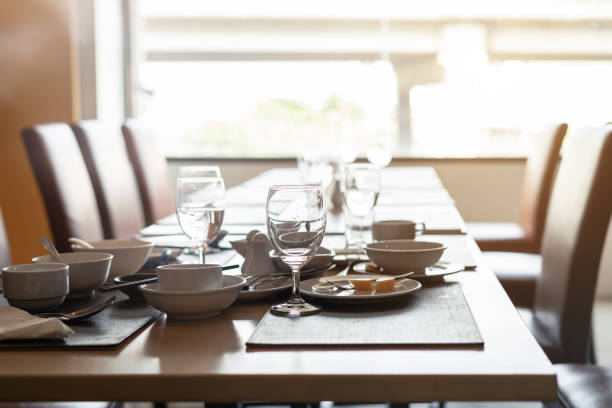 istock Empty dirty glasses and plates on dinning table in restaurant 960803710