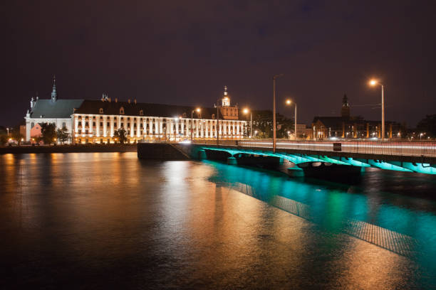 istock University Building and Bridge in Wroclaw by Night 960808820
