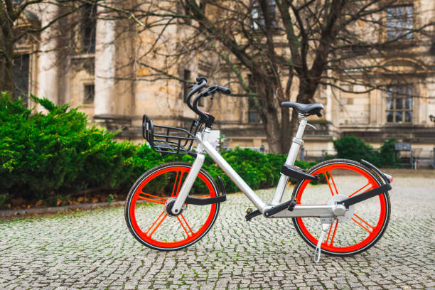 istock Bicycle on the city street 960829048