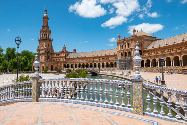 istock Plaza d'Espana in Seville 960885732