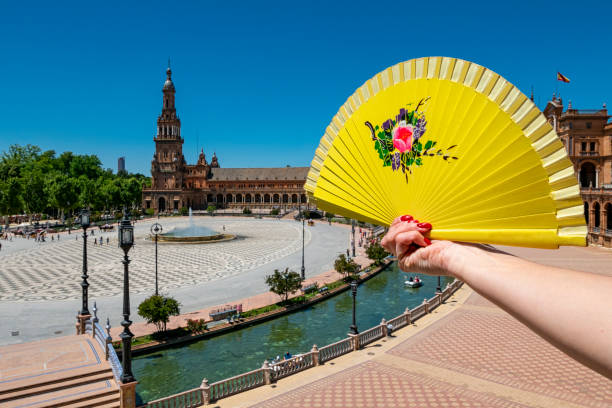 d'espana plaza en sevilla - plaza de espana sevilla town square seville fotografías e imágenes de stock