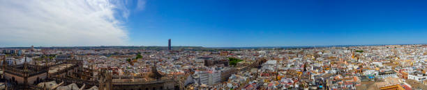 istock Skyline of Seville 960903408