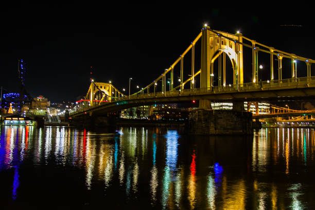 istock Pittsburgh - Downtown at night - Christmastime 960921932