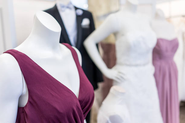 Vestidos De Dama De Honor De Color Lila - Banco de fotos e imágenes de stock - iStock Vestidos De Dama De Honor De Color Lila - Banco de fotos e imágenes de stock - iStock