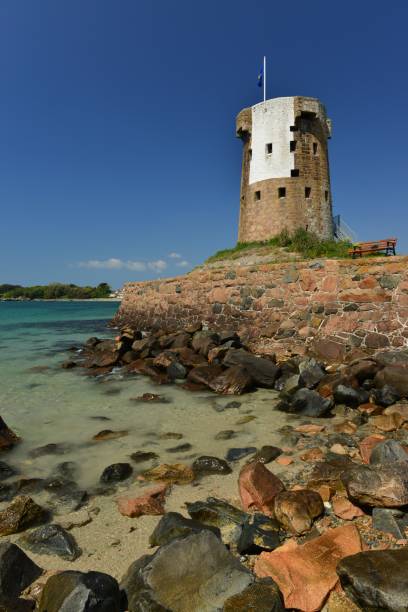 le hocq, jersey, zjednoczone królestwo - le hocq tower zdjęcia i obrazy z banku zdjęć