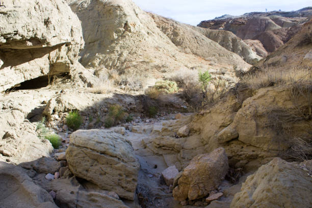 istock Rainbow Basin Mojave Desert Slot Owl Canyon 960964238