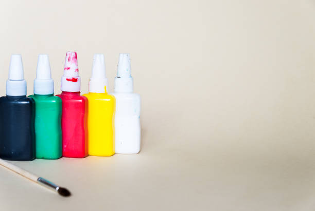 istock old and used paint containers for painting 960971786