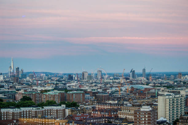 istock Overlooking London and Hyde Park 960981042
