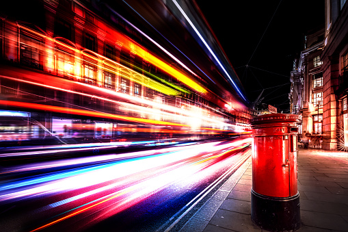 Velocidad de la luz en la ciudad de Londres photo