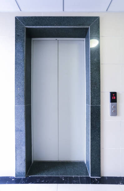 istock Elevator door in residential building 961132134