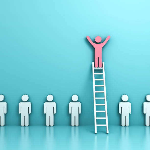 istock Stand out from the crowd and think different concepts , One pink man standing with arms wide open on top of  ladder above other people on light blue pastel background with reflections . 3D rendering 961154128