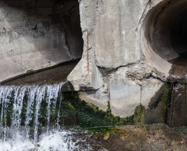 istock Run-off pipes discharging water 961188432