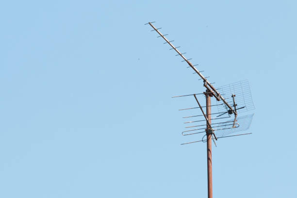 istock old TV antenna on the roof 961304494