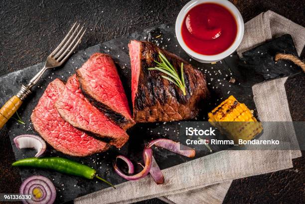Barbeque Sapi Daging Sapi Bbq Panggang Foto Stok - Unduh Gambar Sekarang - Adiboga ...