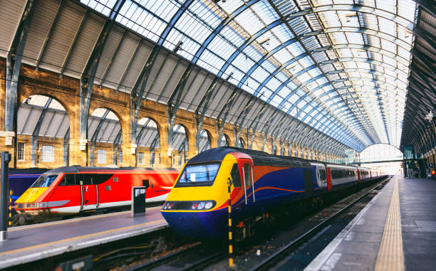 rey cruz de la estación, plataforma 9 3/4 | harry potter - estación de kings cross fotografías e imágenes de stock