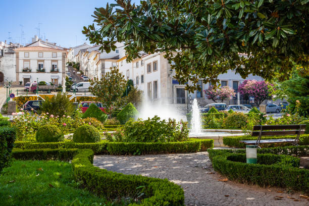 istock Goncalo Eanes de Abreu Garden in Castelo de Vide 961356948