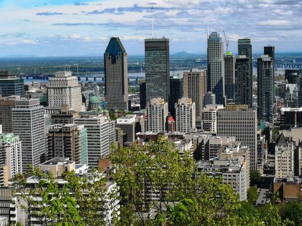 istock Montreal skyline on a partly cloudy Springtime day in May 961426374